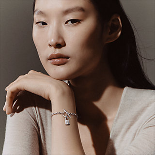 【HERMES】Kelly Cadenas ブレスレット シルバー Kelly Cadenas bracelet | Hermès USA